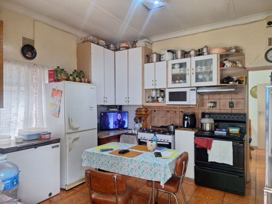 3 Bedroom Property for Sale in De Beers Northern Cape